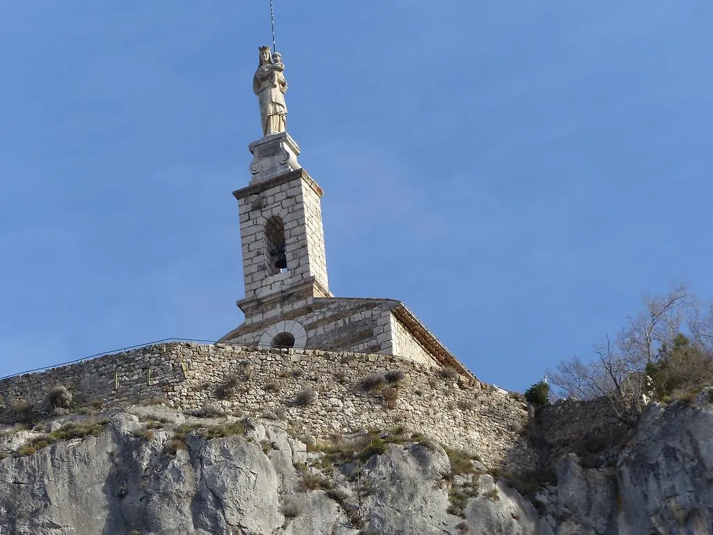 **  Hotel Du Levant Castellane Francie