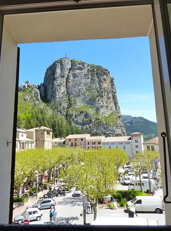 Hotel Du Levant Castellane Francie